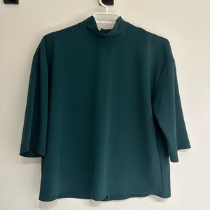 Dark green blouse. Size S. Uniqlo.